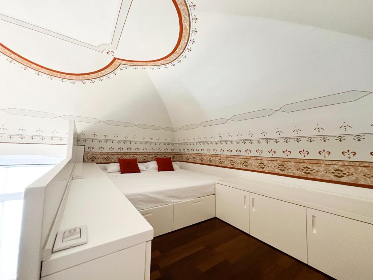 Visconti 89-Duplex Suite Bari Eksteriør bilde